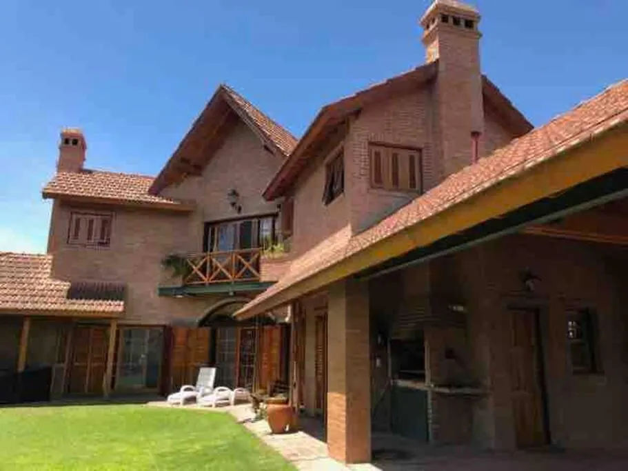 Las Lavandas - Hermoso Chalet en Villa de Merlo con vista a las sierras-1